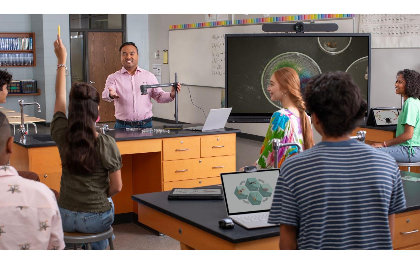 Logitech Reach - Verstellbare Content-Kamera mit Tischsockel