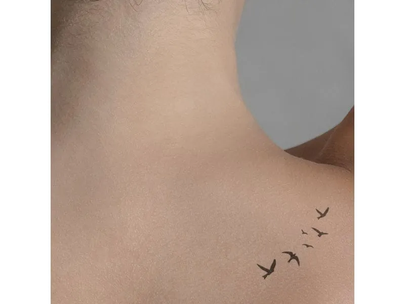 minink Tattoo Fliegende Vögel Grösse: L (4.9 cm x 5.0 cm)