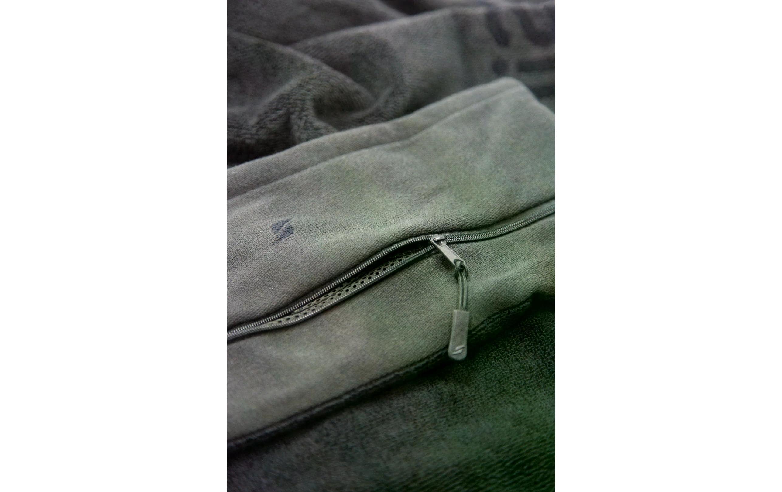 Stryve Handtuch Towell+ Silver