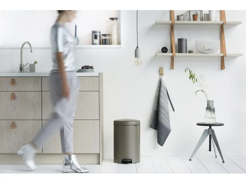 Brabantia Treteimer NewIcon 20 l, Platinum