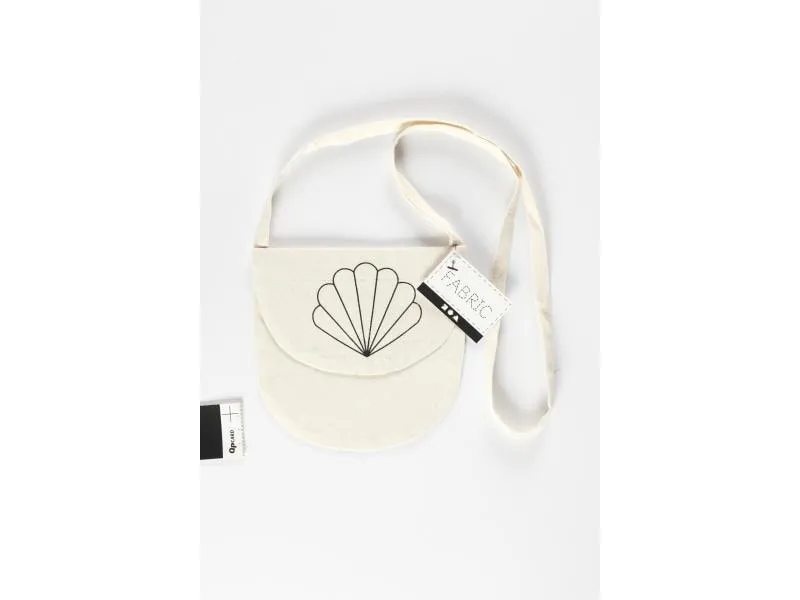 Creativ Company Brustbeutel 15 x 14 cm, Natur, Muschel, 1 Stk. Creativ Company Brustbeutel 15 x 14 cm, Natur, Muschel, 1 Stk.