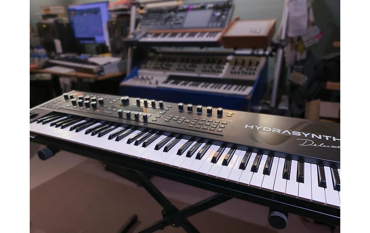 ASM HYDRASYNTH Deluxe