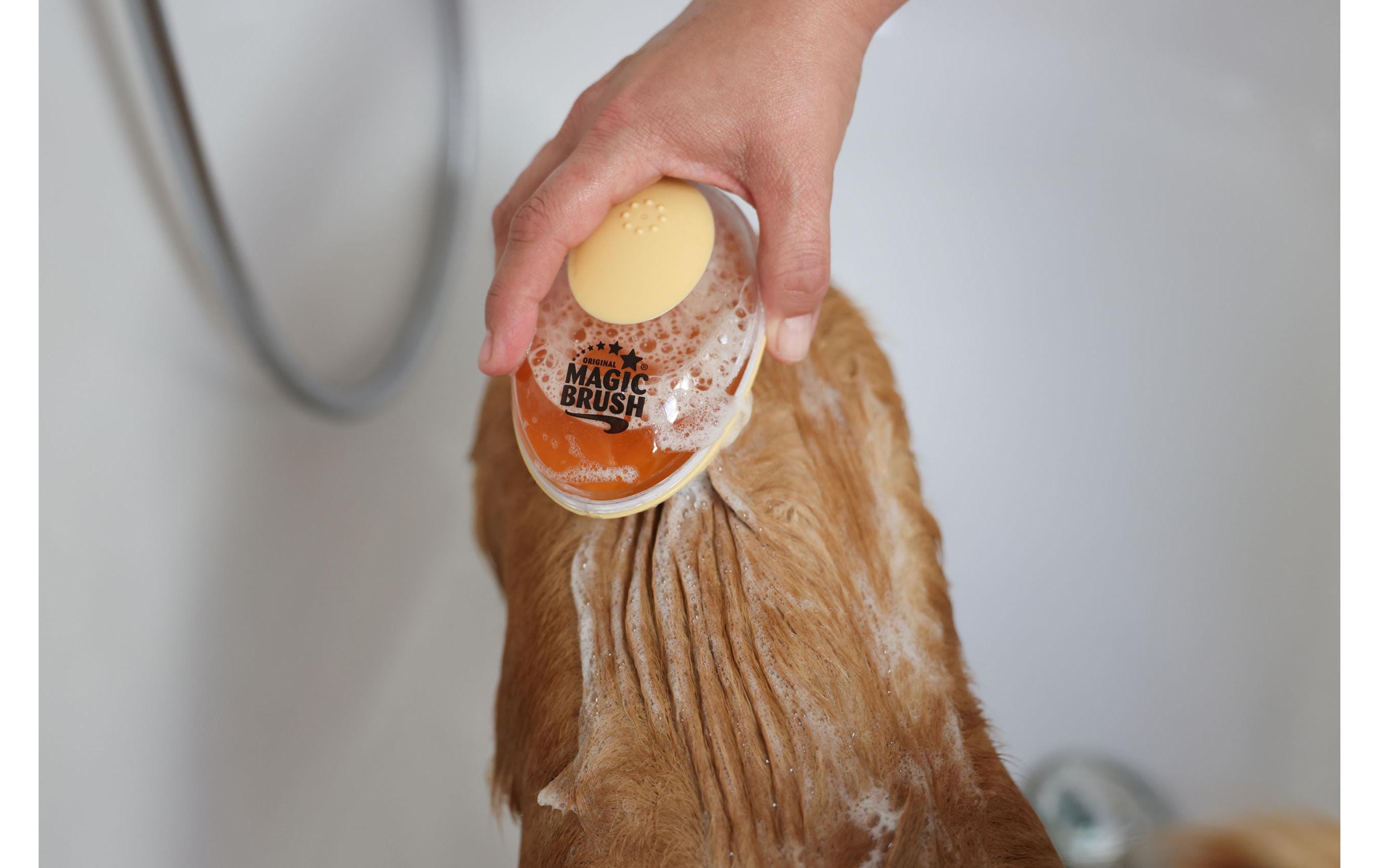 Kerbl MagicBrush Badebürste 11.5 cm x 7.5 cm x 6 cm