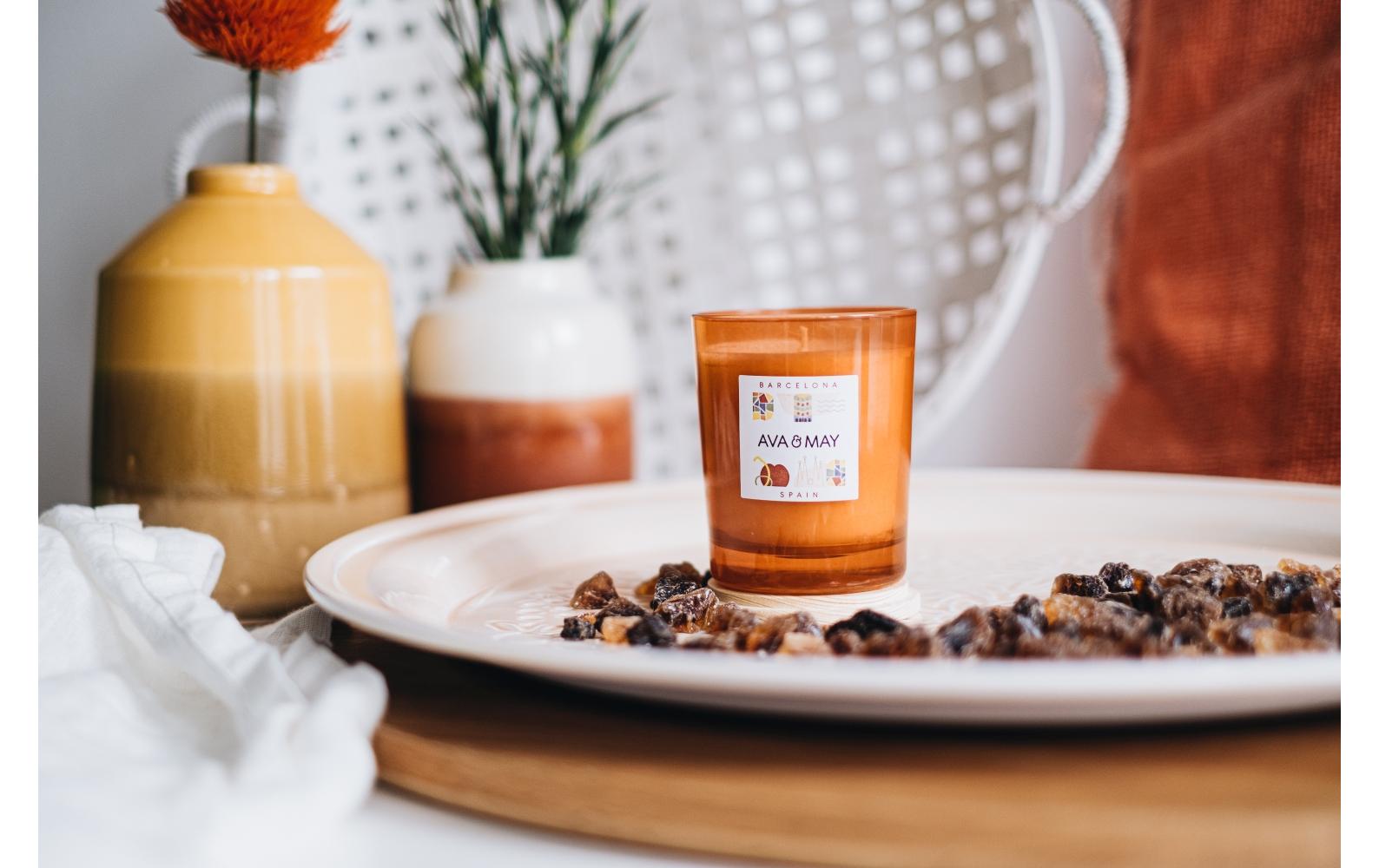 AVA & MAY Duftkerze Barcelona 180 g