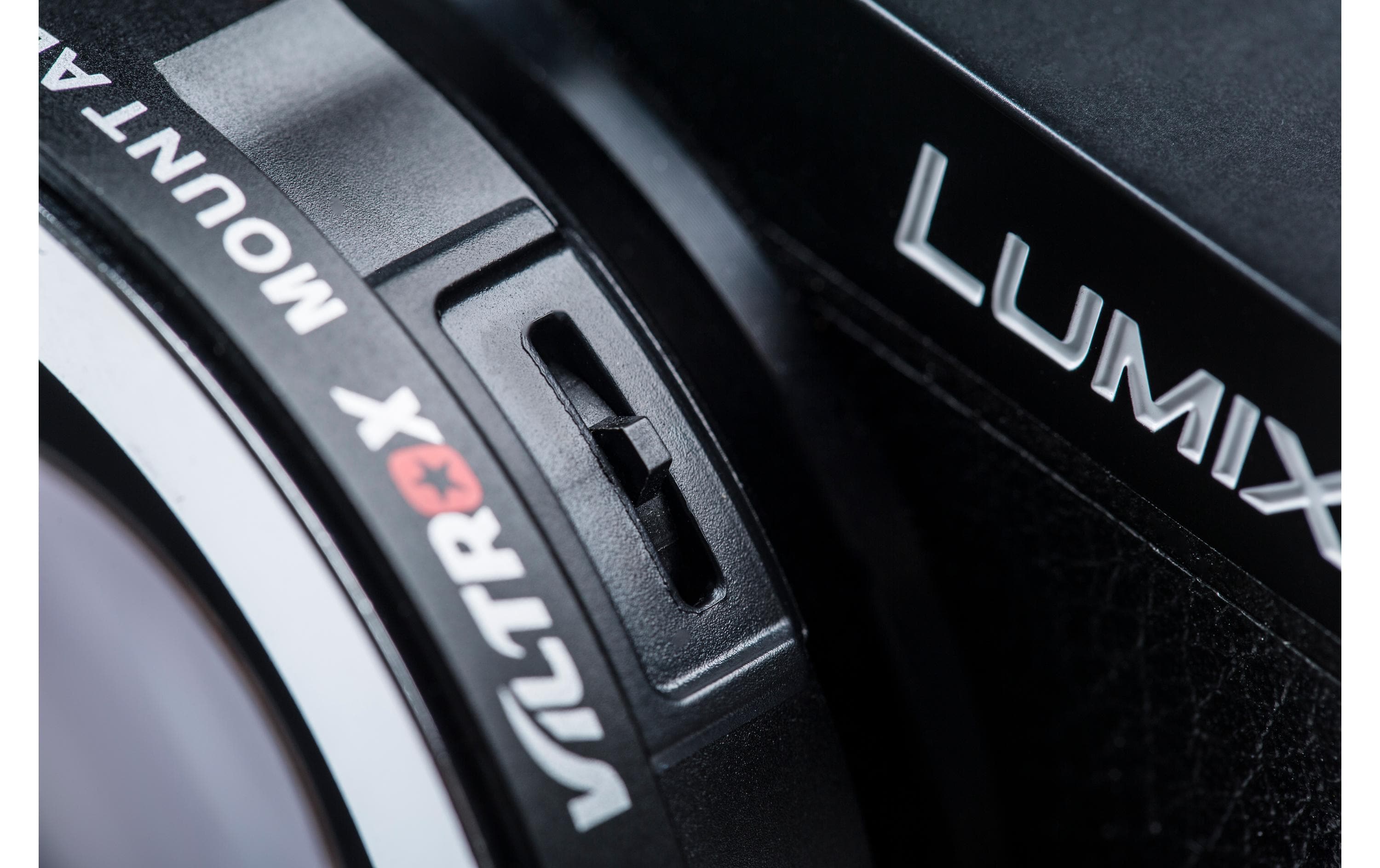 Viltrox Objektiv-Adapter EF-M2 II