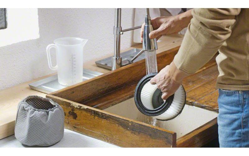 Bosch Nass-/Trockensauger AdvancedVac 20