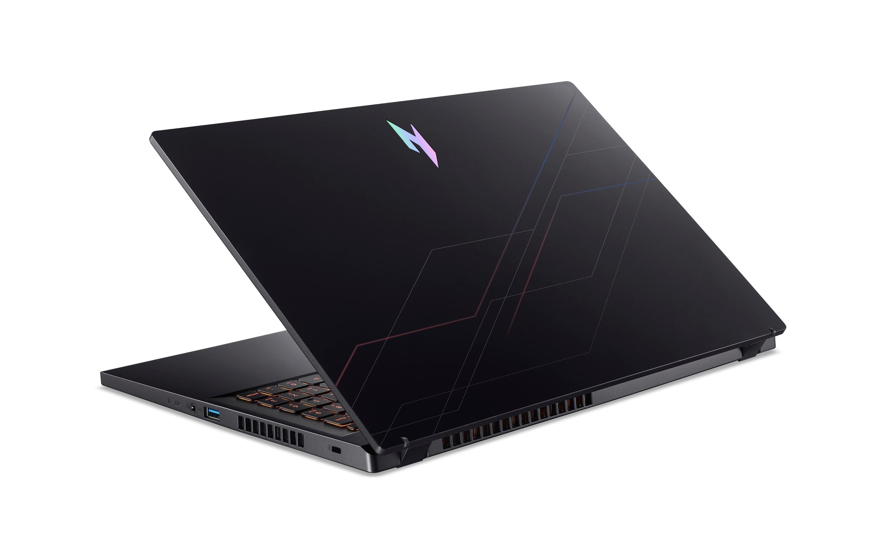 Acer Notebook Nitro V 15 (ANV15-52-76DP) RTX 5050