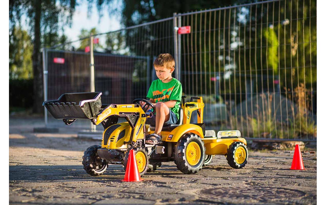 Falk Komatsu Traktor + Anh. XXL