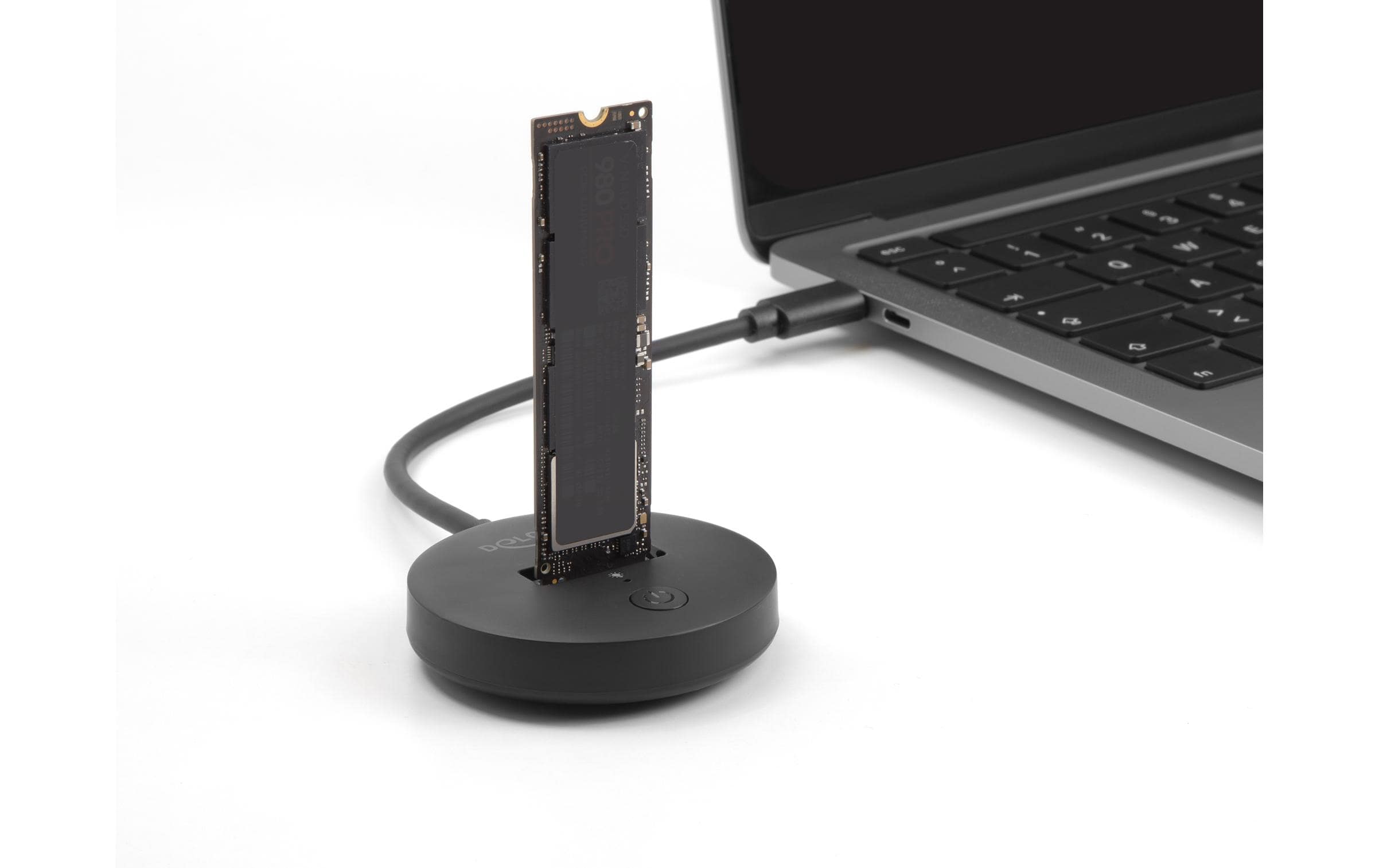 Delock Dockingsstation M.2 NVMe / SATA SSD USB 10 Gbps USB Type-C Delock Dockingsstation M.2 NVMe / SATA SSD USB 10 Gbps USB Type-C