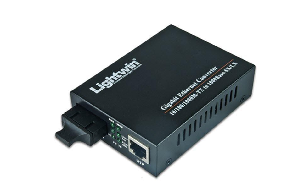 Lightwin Medienkonverter LWC 10/100/1000 SM20 SC Lightwin Medienkonverter LWC 10/100/1000 SM20 SC