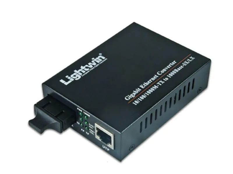 Lightwin Medienkonverter LWC 10/100/1000 SM20 SC Lightwin Medienkonverter LWC 10/100/1000 SM20 SC