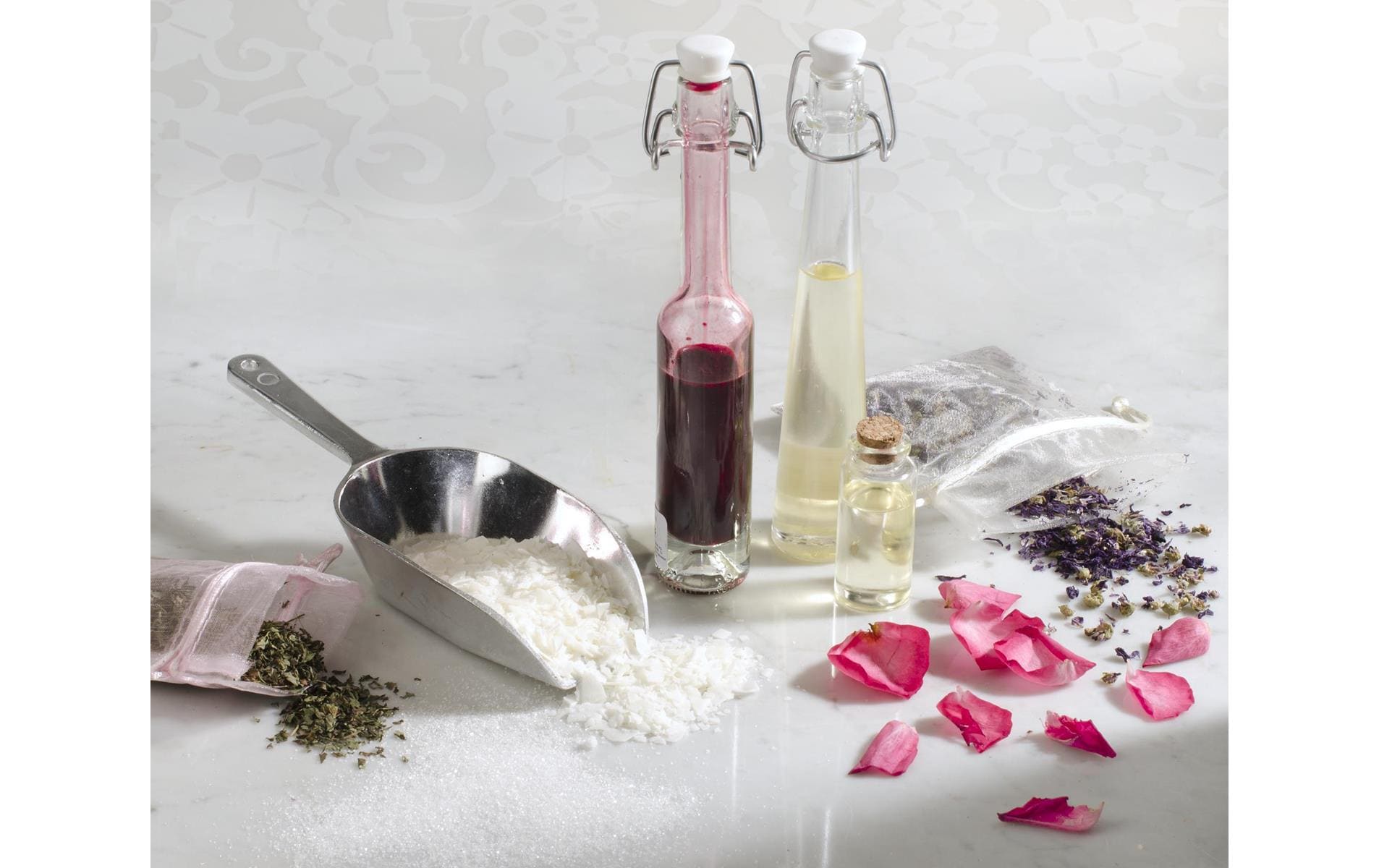 Glorex Seifenflocken zum Kneten weiss