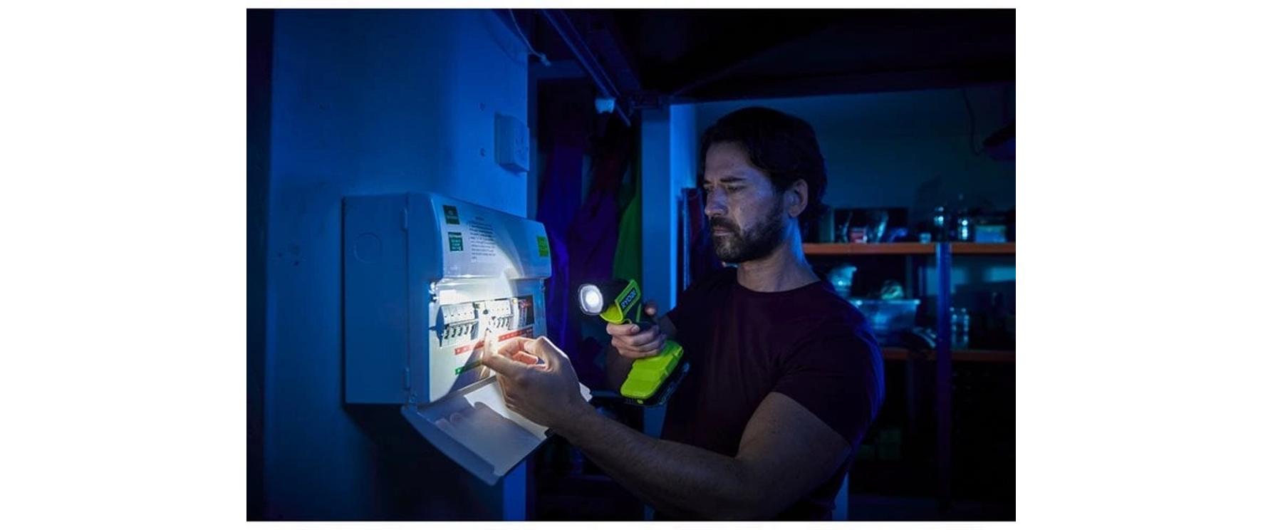 RYOBI Akku-Lampe RLF18-0, 18 V, Solo RYOBI Akku-Lampe RLF18-0, 18 V, Solo