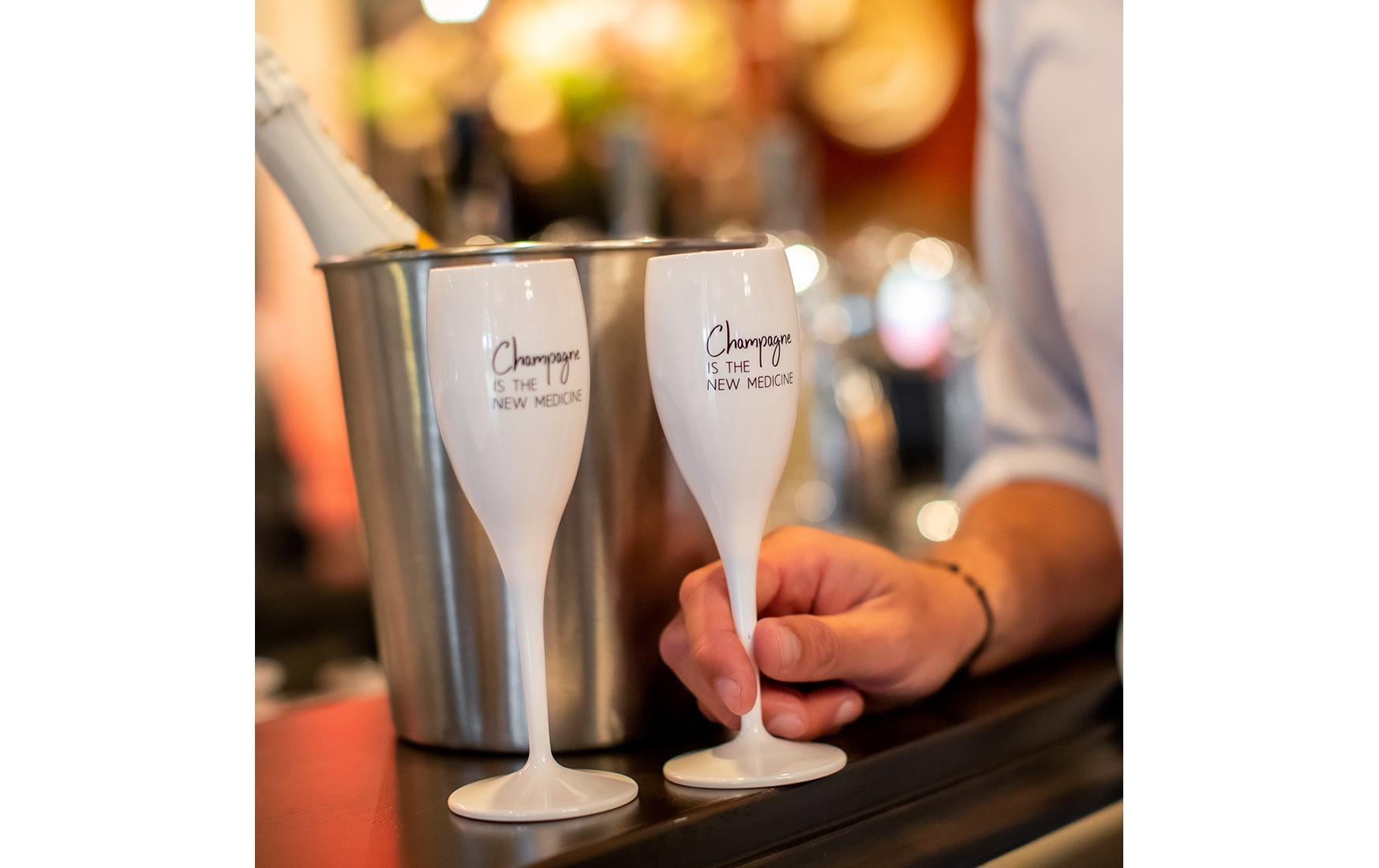 Koziol Sektglas Superglas Champagne is 100 ml, 1 Stück, Weiss