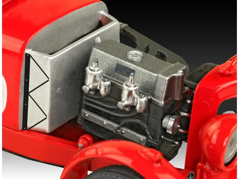 Revell Starter Kit Aston Martin Ulster 1:32