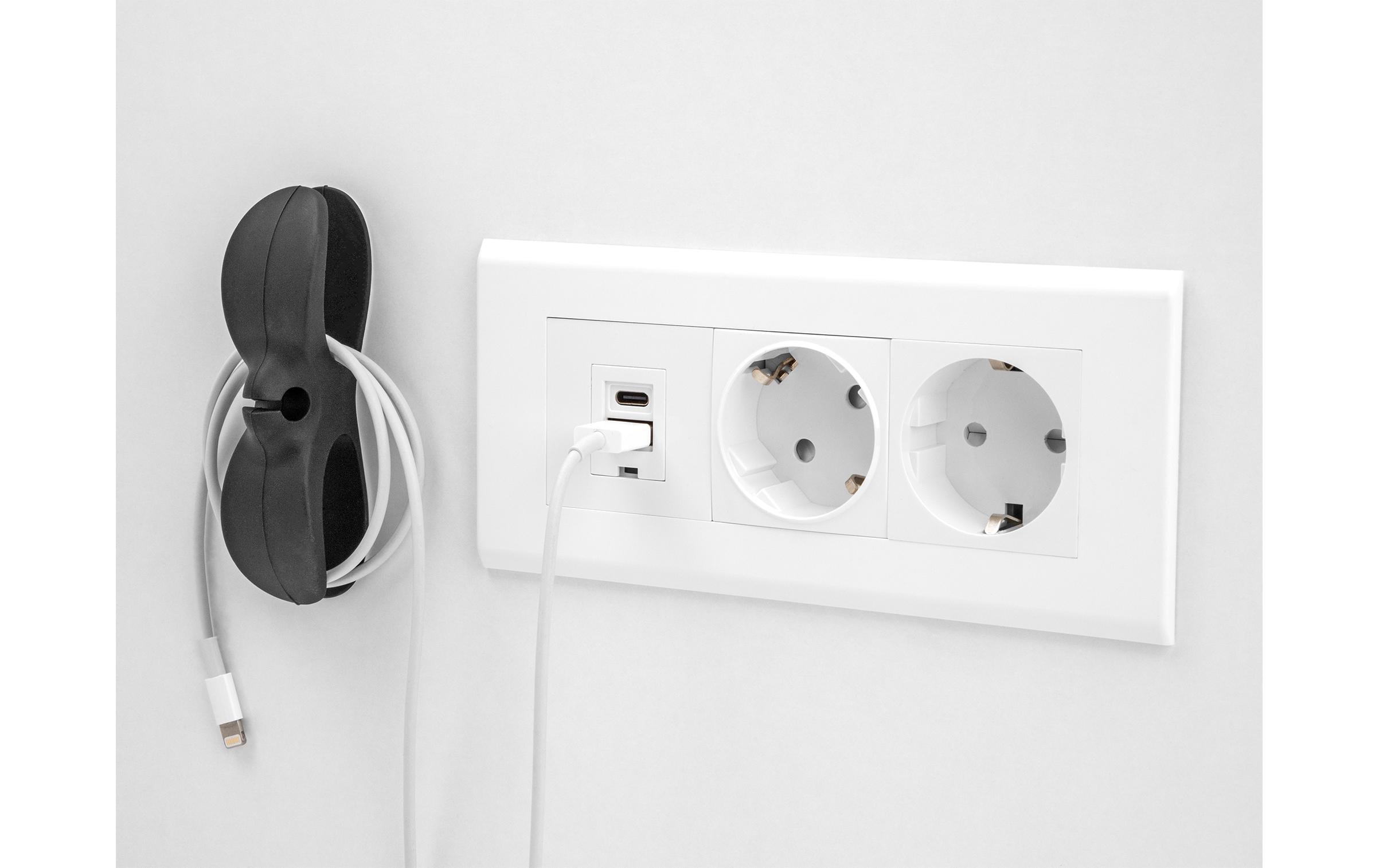 Delock Kabelhalter mit 3 Durchführungen, selbstklebend 3 Stück