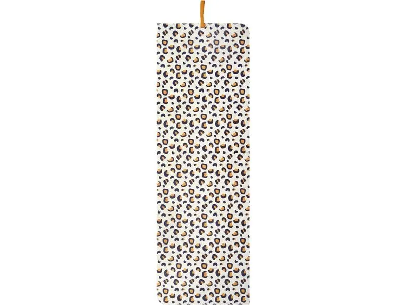 Yogitier Wild LEO Mikrofaser, 180 x 60 cm, 2 mm Yogitier Wild LEO Mikrofaser, 180 x 60 cm, 2 mm