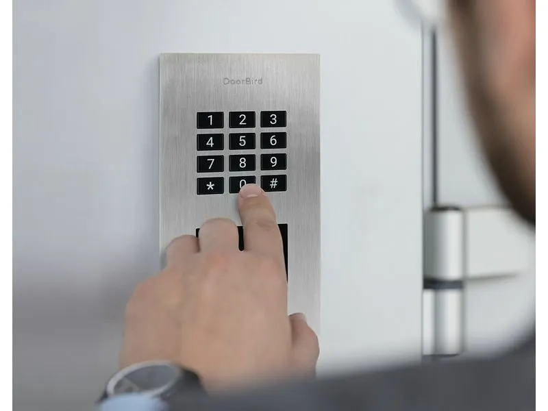 Doorbird Zutrittskontrollsystem A1121 Unterputz PoE-fähig, Edelstahl Doorbird Zutrittskontrollsystem A1121 Unterputz PoE-fähig, Edelstahl