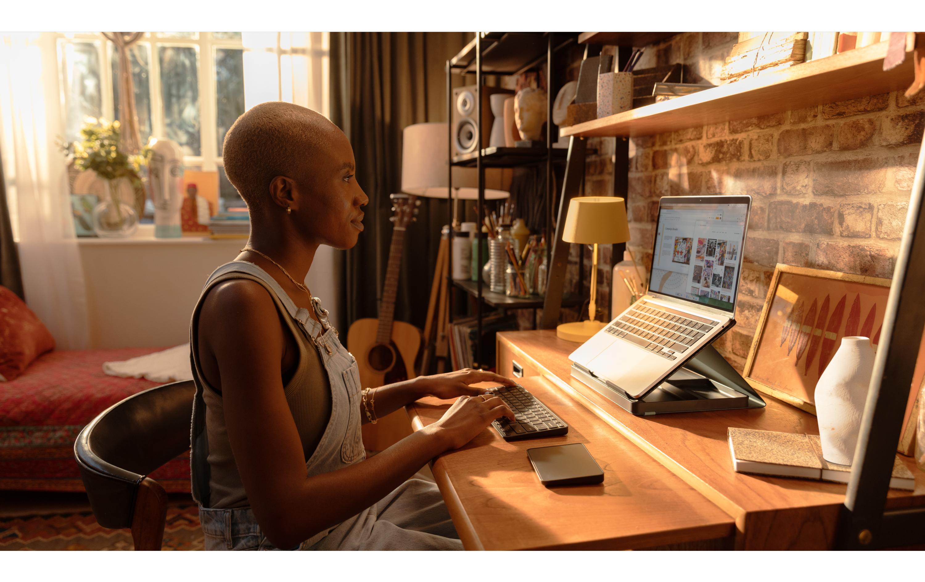 Logitech Tablet Tastatur Cover Casa Pop-Up Desk