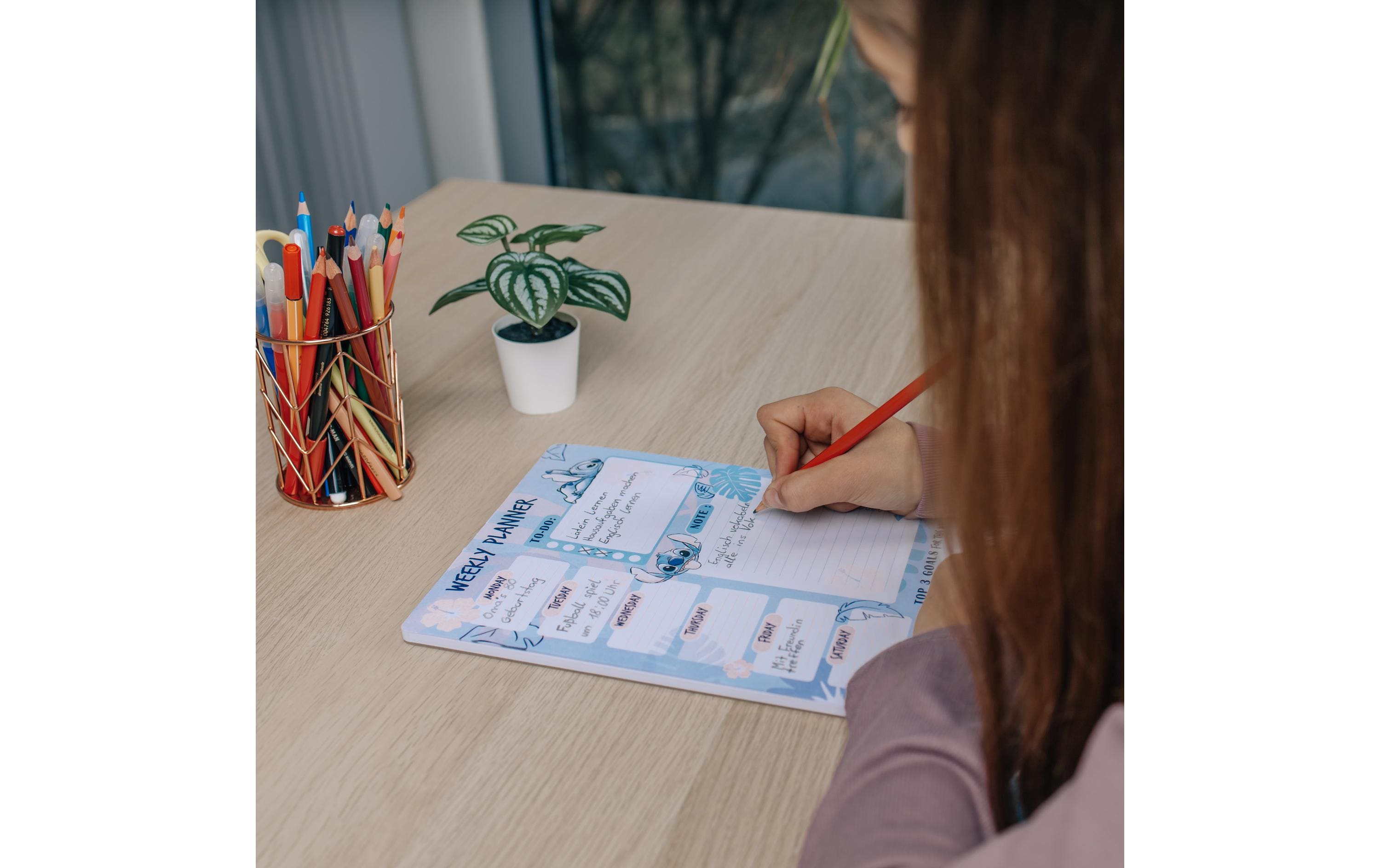 Undercover Wochen-Notizkalender Lilo & Stitch 52 Blatt, 19 x 28 cm