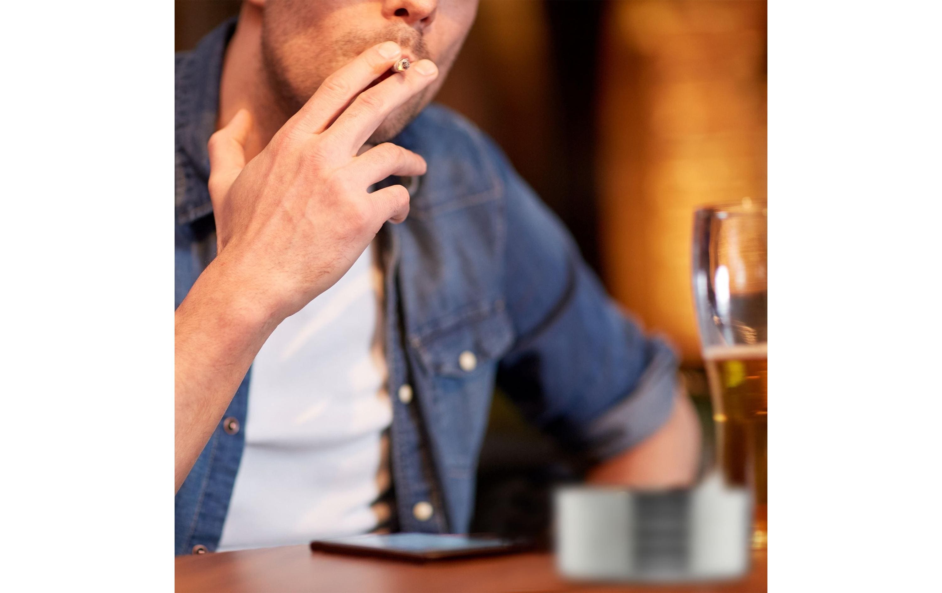 relaxdays Aschenbecher mit Deckel Silber