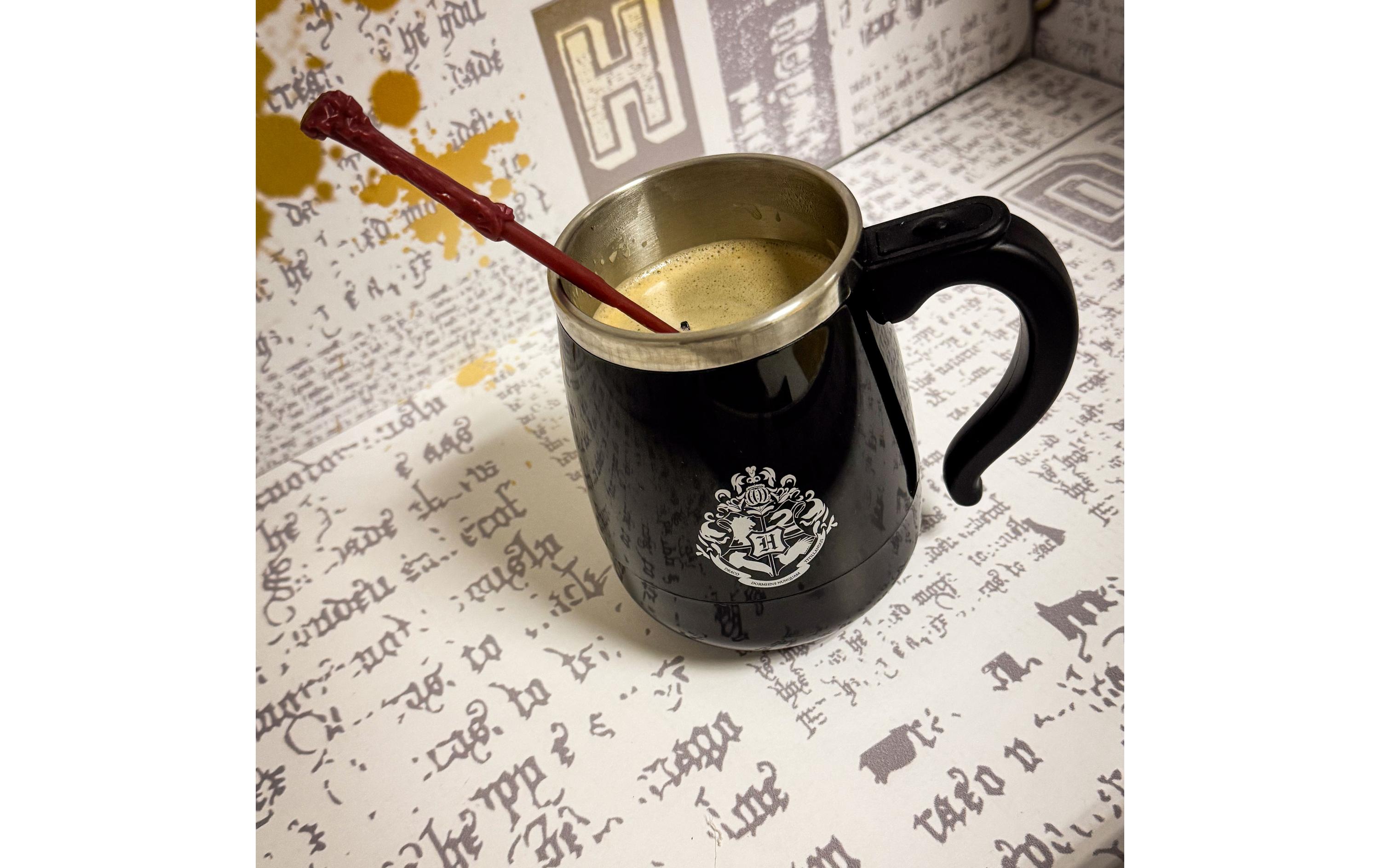 Thumbs Up! Harry Potter selbstrührende Tasse mit Zauberstab 350 ml