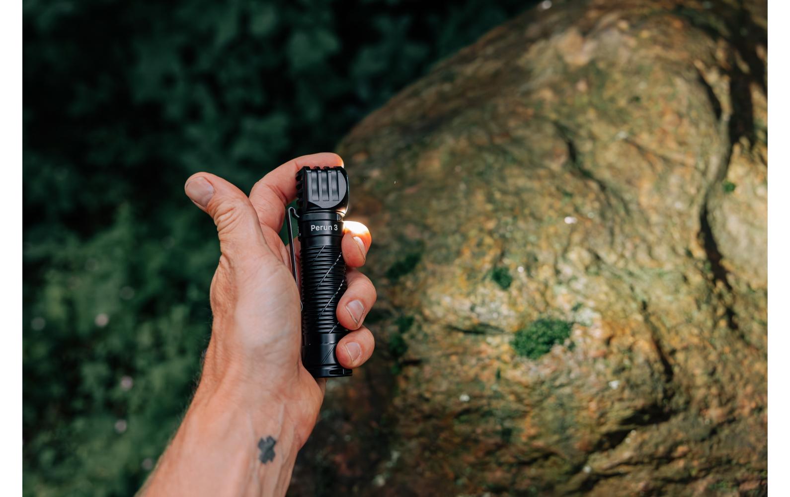 Olight Taschenlampe Perun 3 3000 lm