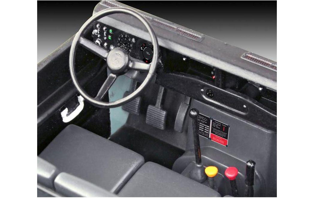 Revell Bausatz Model Set Land Rover Series III 1:24