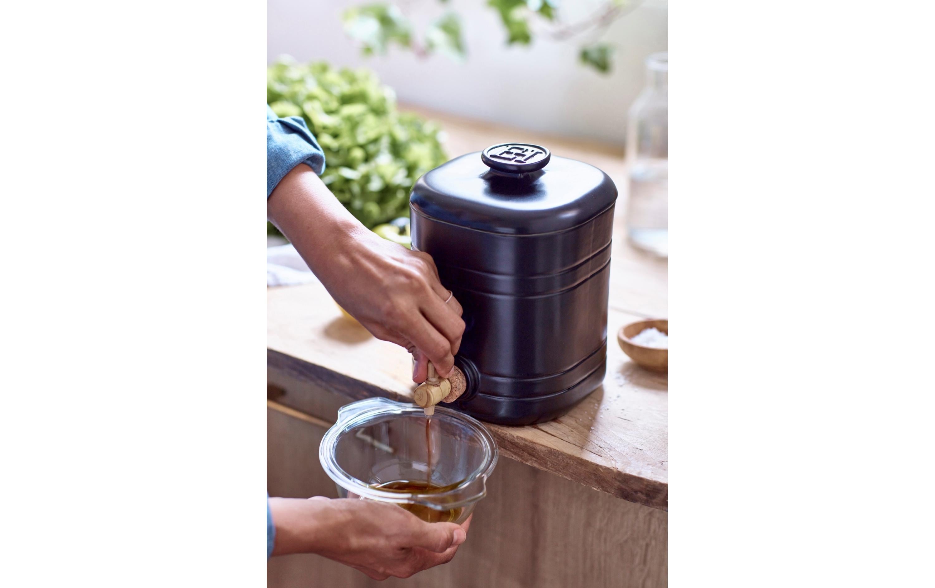 Emile Henry Essigspender 2500 ml, Schwarz