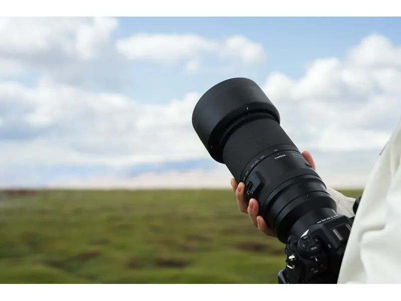 Tamron Zoomobjektiv AF 150-500mm f /5-6.7 Di III VC VXD Nikon Z Tamron Zoomobjektiv AF 150-500mm f /5-6.7 Di III VC VXD Nikon Z
