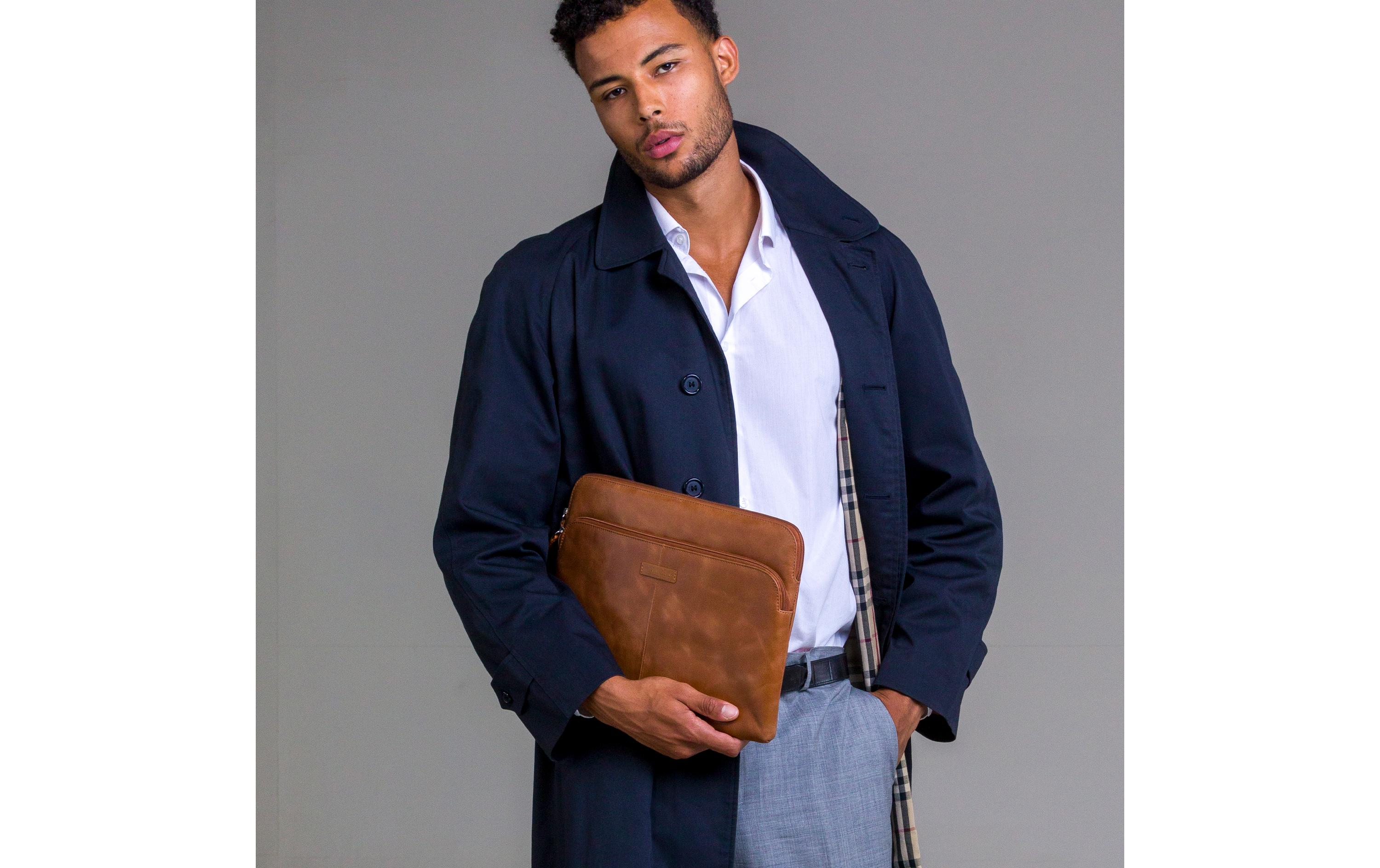 dbramante1928 Notebook-Sleeve Skagen Pro+ 14 Tan