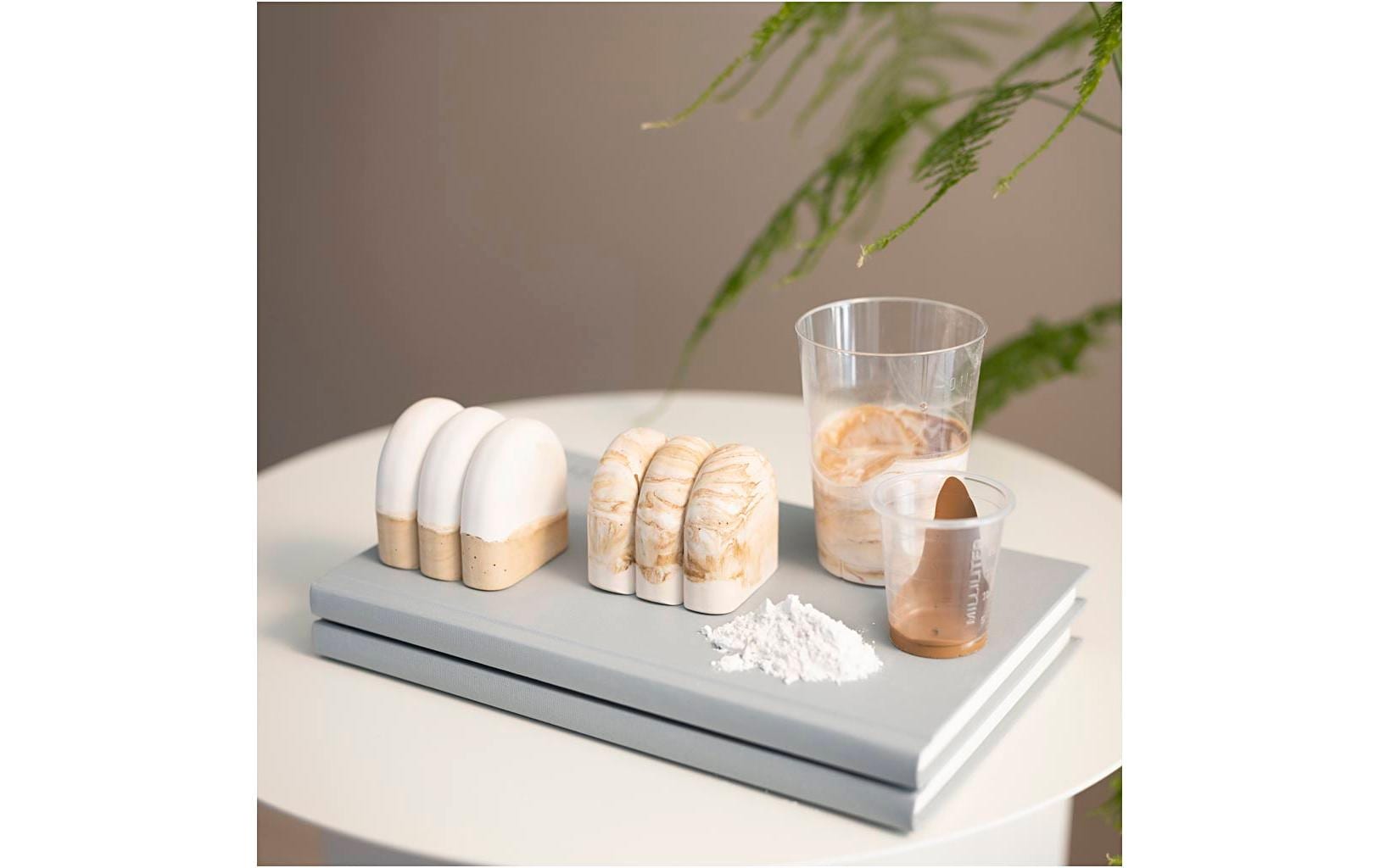 Creativ Company Giessharz Skulptur Beige