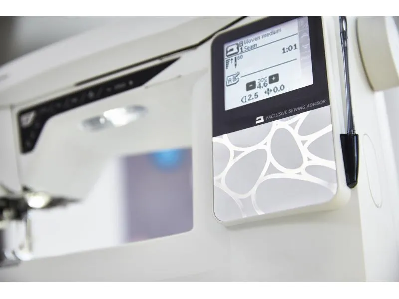 Husqvarna Nähmaschine Opal 690Q Husqvarna Nähmaschine Opal 690Q