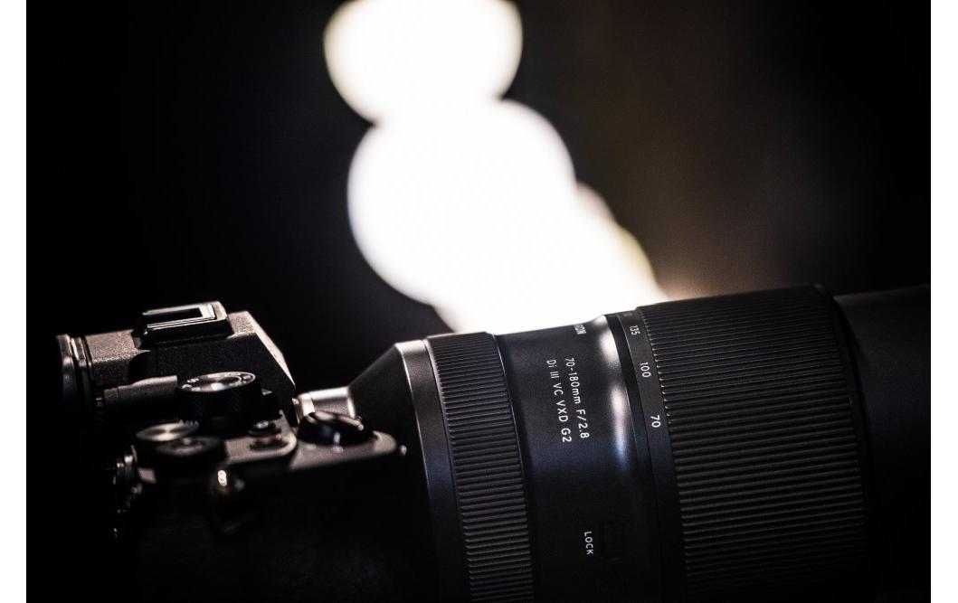 Tamron Zoomobjektiv AF 70-180mm f / 2.8Di III VXD G2 Sony E-Mount Tamron Zoomobjektiv AF 70-180mm f / 2.8Di III VXD G2 Sony E-Mount