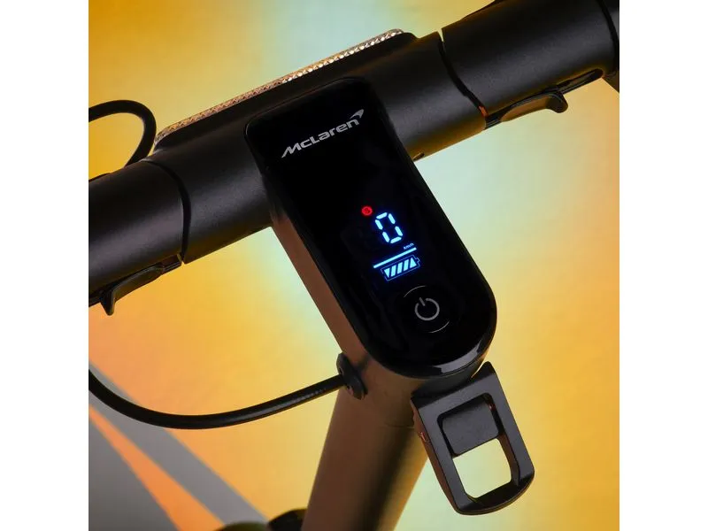 Pure Electric E-Scooter x Mac Laren Schwarz Pure Electric E-Scooter x Mac Laren Schwarz
