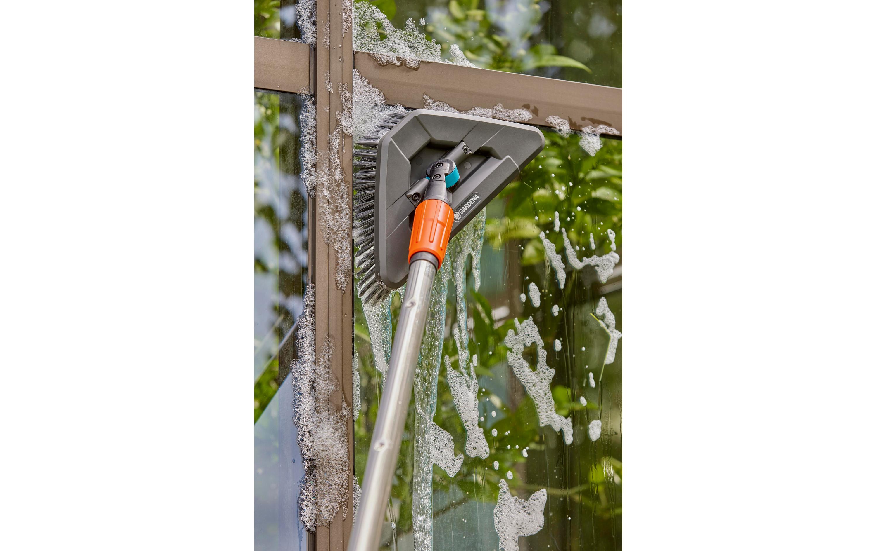 GARDENA Cleansystem Stielbürste soft flex GARDENA Cleansystem Stielbürste soft flex