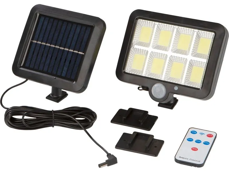 MAXXmee Strahler Solarleuchte mit Bewegungsmelder IP44 MAXXmee Strahler Solarleuchte mit Bewegungsmelder IP44