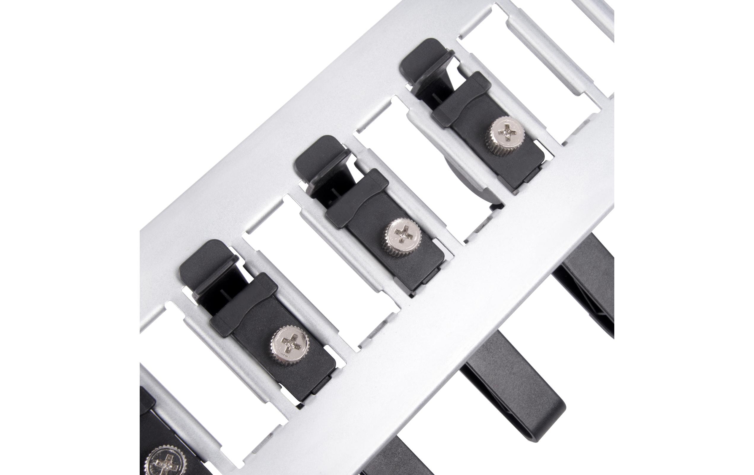 SilverStone Erweiterungskartenhalter