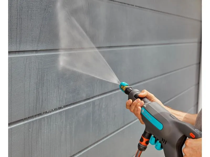 GARDENA Akku-Mitteldruckreiniger AquaClean 24/18 V P4A Solo