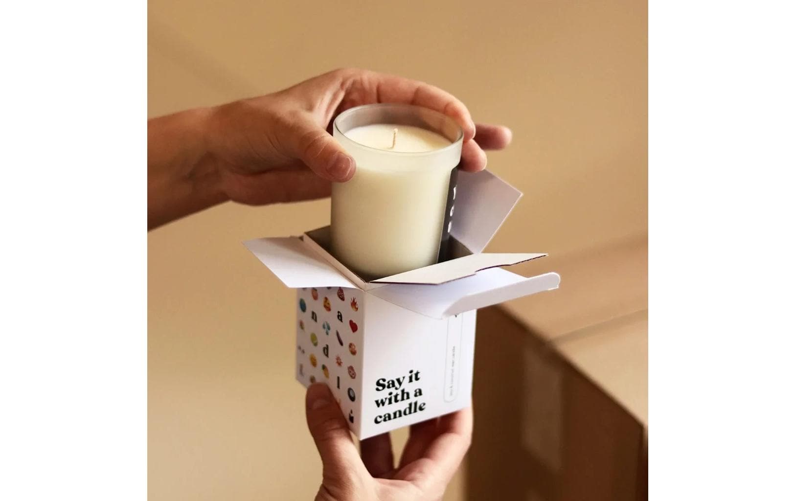 ChattyCandles Weihnachtskerze Merry f*cking Christmas 6.7 x 8 cm