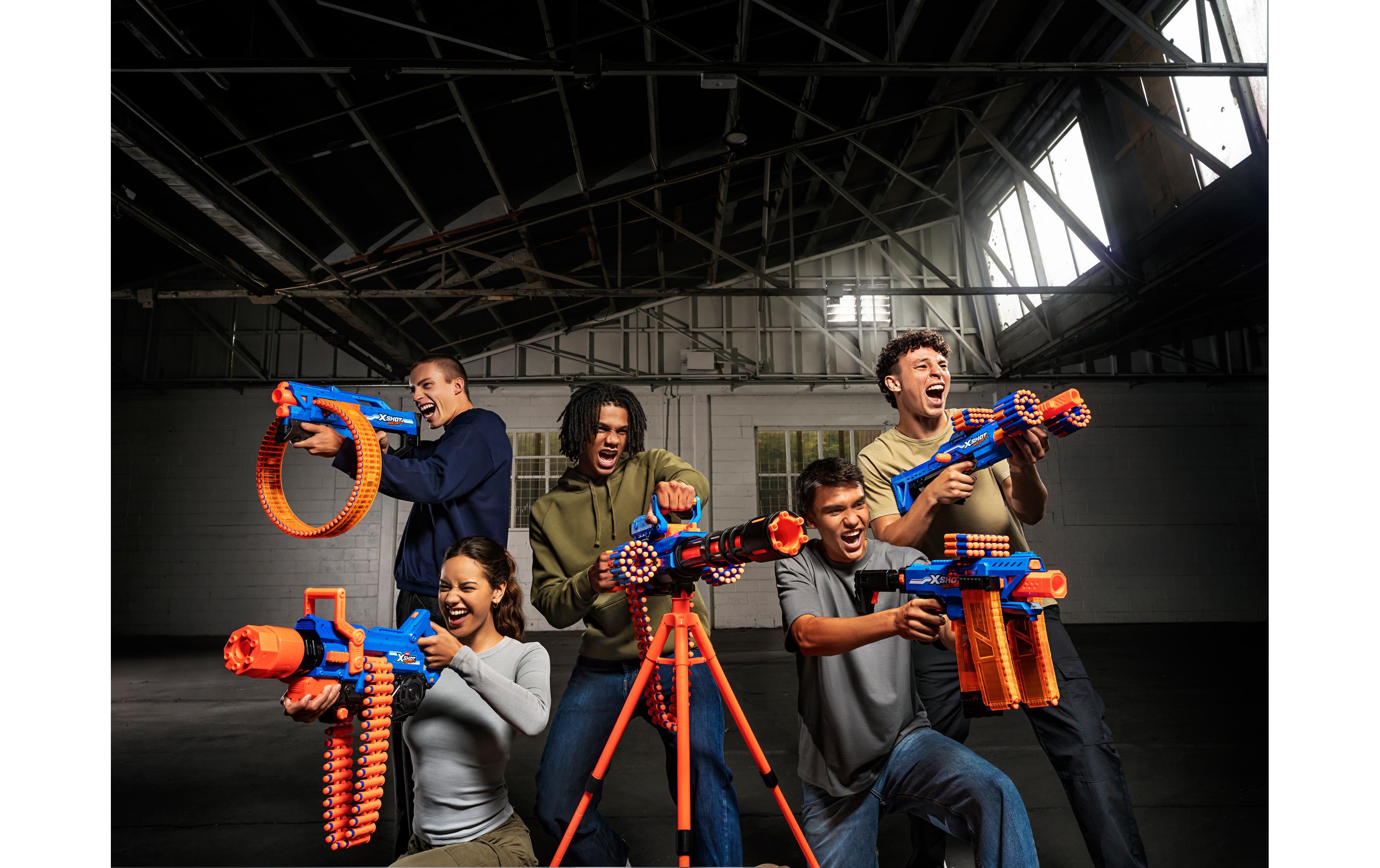 X-Shot Insanity Blaster Smoke N Barrel mit Darts