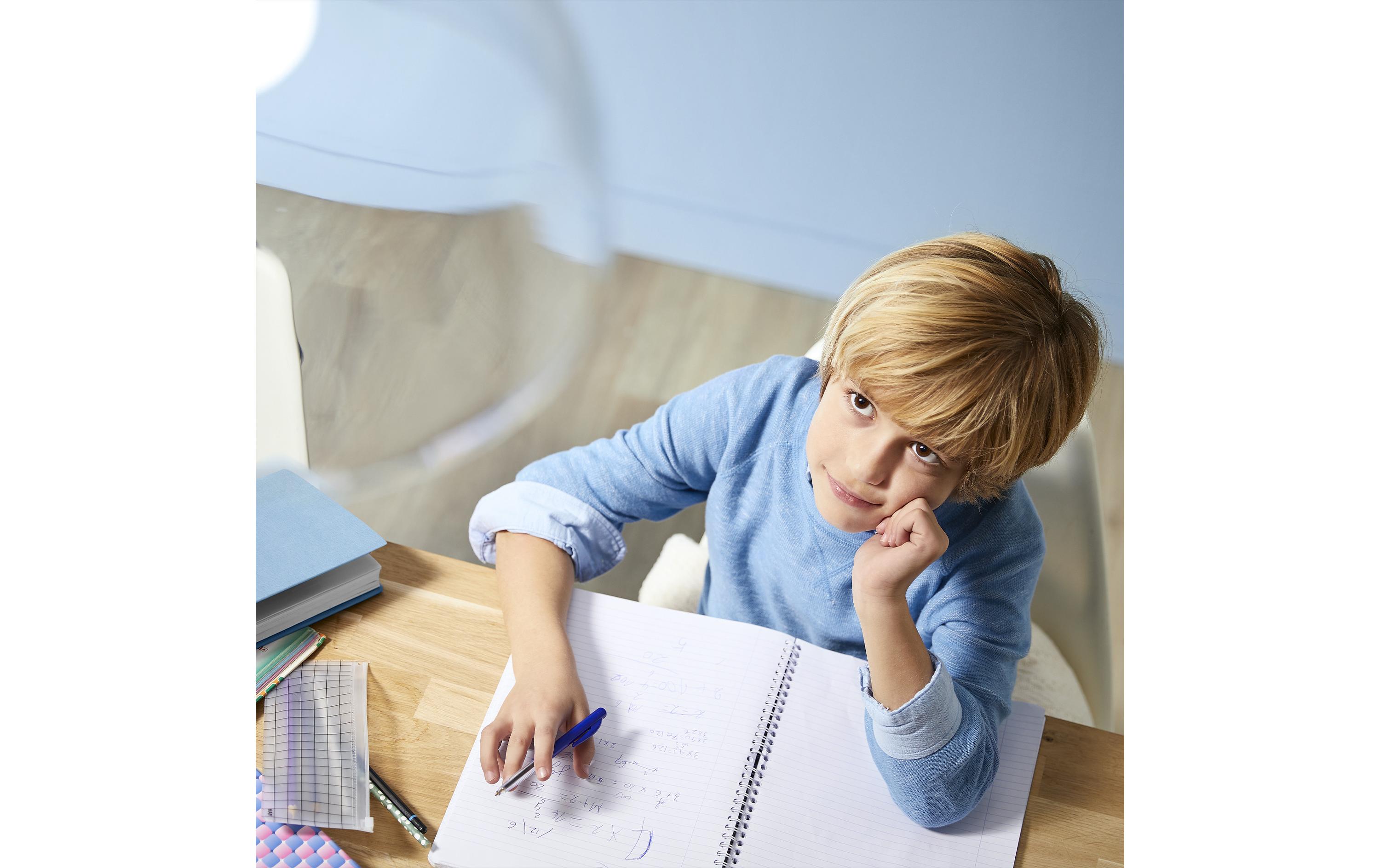 Philips Deckenleuchte Hanno SceneSwitch 2700K, 2700 Lm, Schwarz-Gold