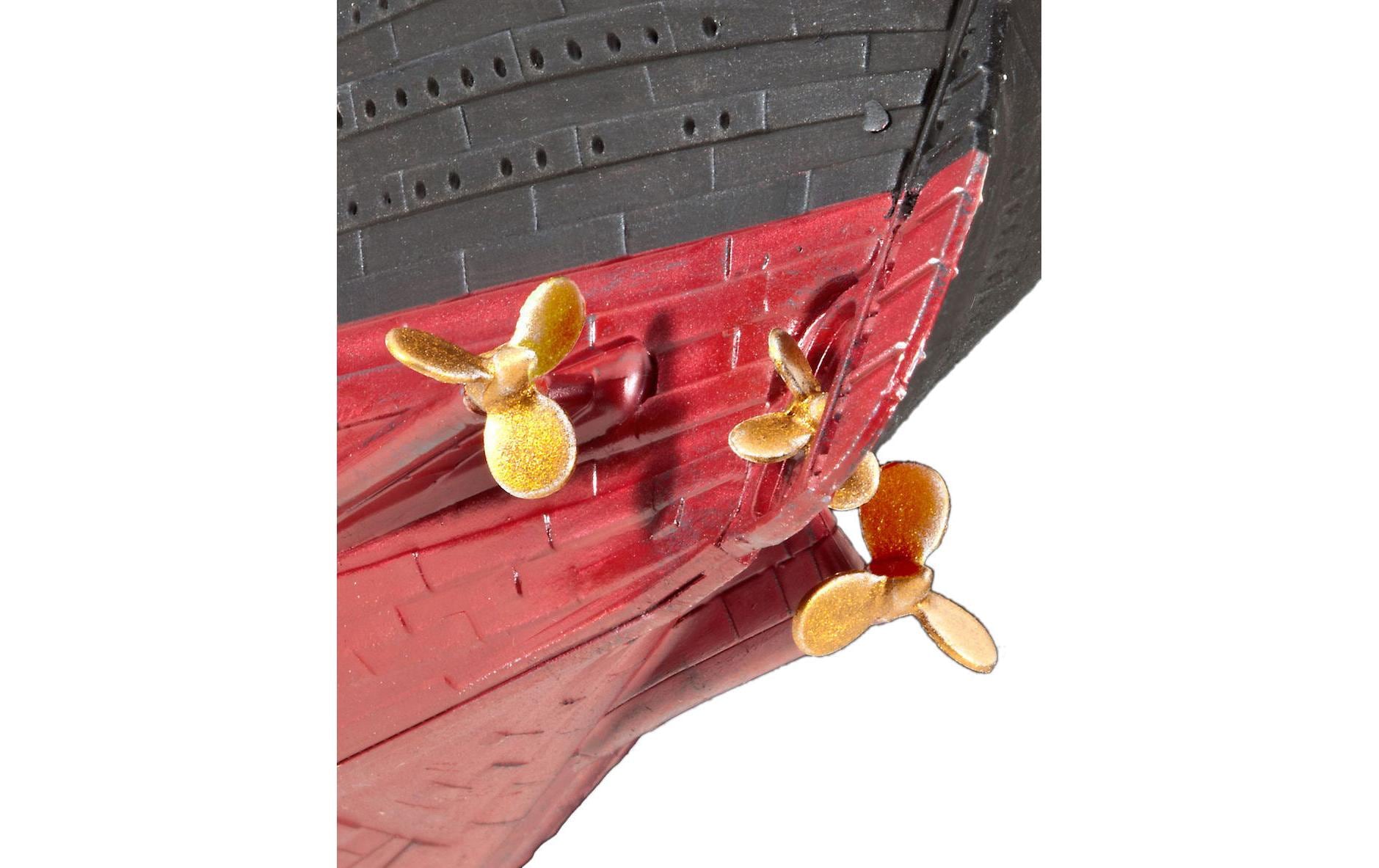 Revell Bausatz R.M.S. Titanic 1:700