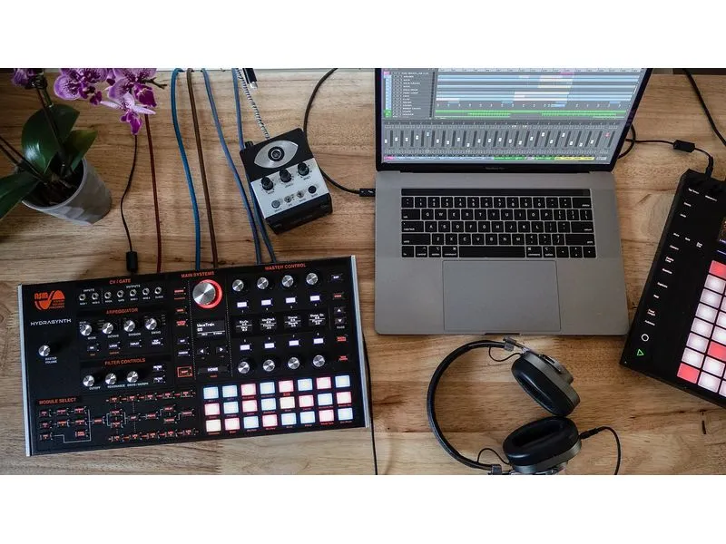ASM HYDRASYNTH Desktop