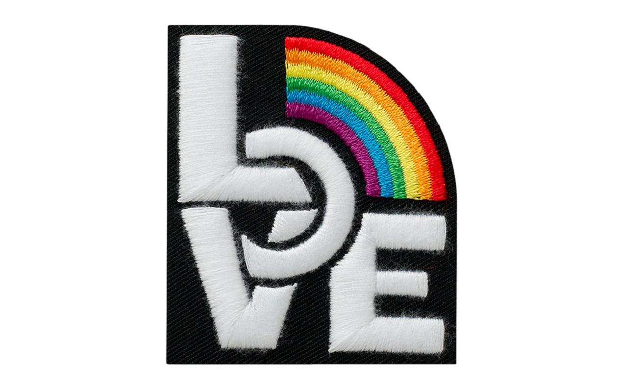 Mono-Quick Aufbügelbild Midi Love Regenbogen 1 Stück Mono-Quick Aufbügelbild Midi Love Regenbogen 1 Stück