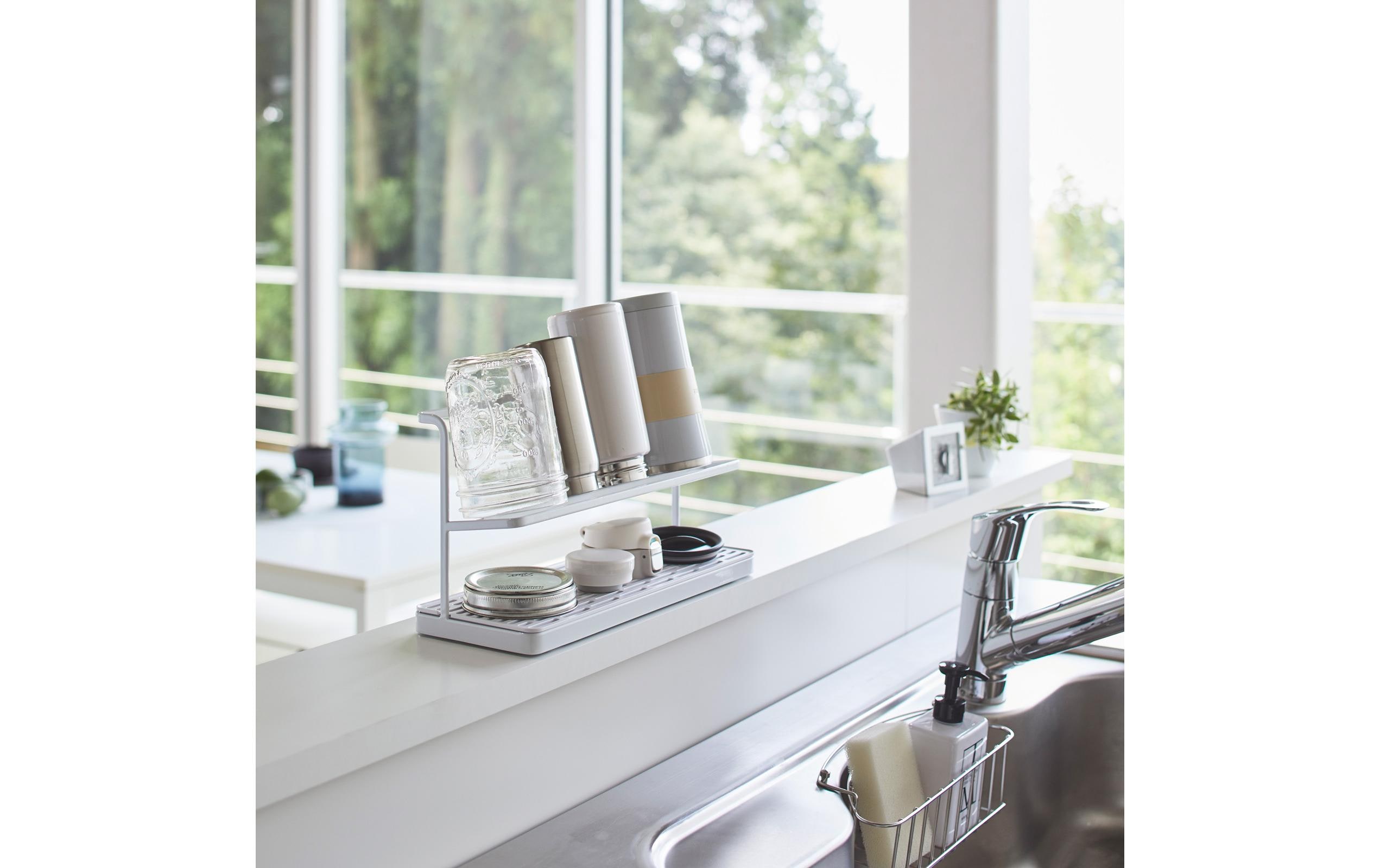 Yamazaki Abtropfgestell für Trinkflaschen Tower Weiss