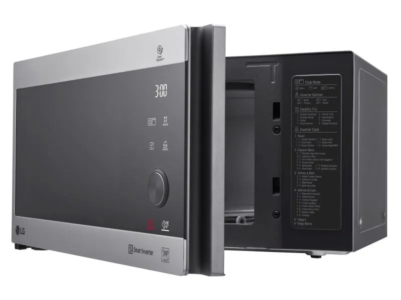 LG Mikrowelle NeoChef MH6565CPS Silber