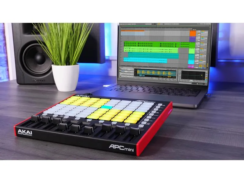 Akai Controller APC Mini – MK2 Akai Controller APC Mini – MK2