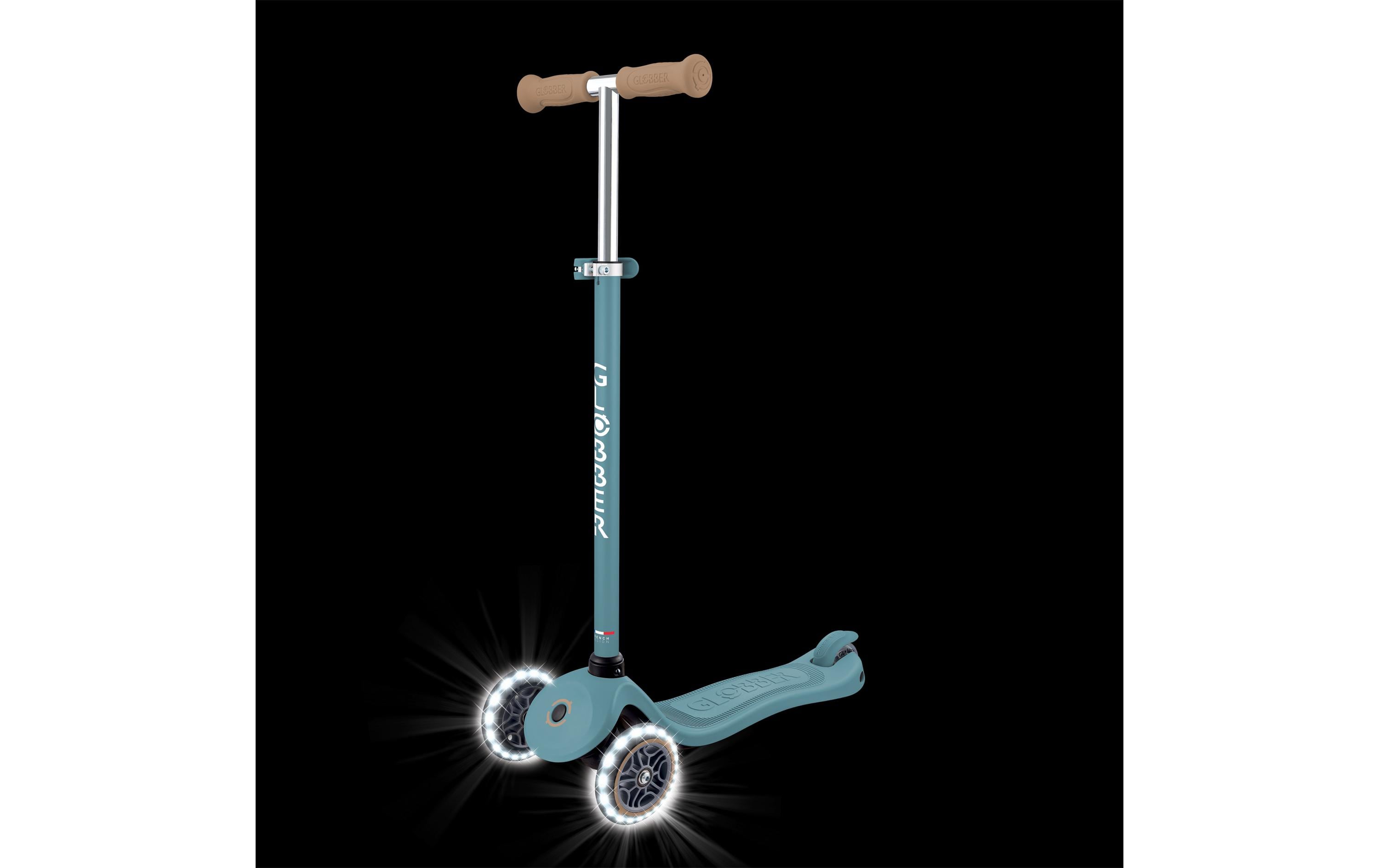 GLOBBER Signature with White Led Wheels Ash Blue