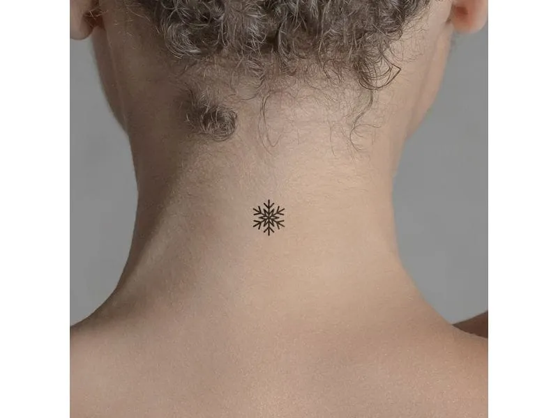 minink Tattoo Schneeflocke Grösse: S (1.5 cm x 1.7 cm)